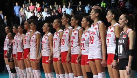 Türkiye Voleybol Ligi'nde Transfer Sürprizleri: Hangi Takım Güçleniyor?