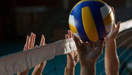 Voleybol Sahasında Hızlı Hareket Etme Teknikleri